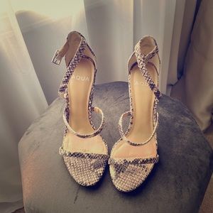 AQUA shoes sneak leather